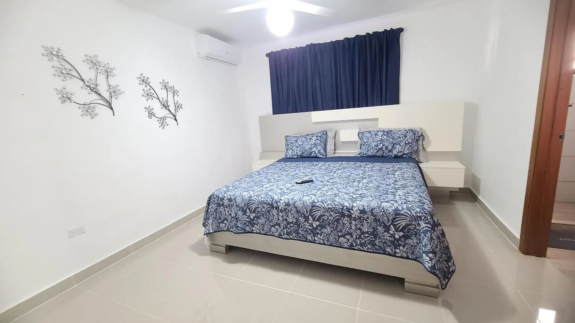 Apartmán Cama King, Piscina 3 Habitacines Santiago De Los Caballeros